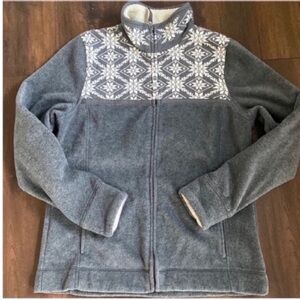 L.L. Bean Woman’s Fair Isle Grey Snowflake Fleece Full zip jacket size Small